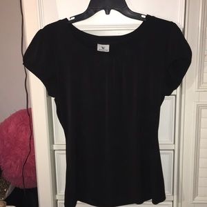 Worthington - Simple Black Short Sleeve!!